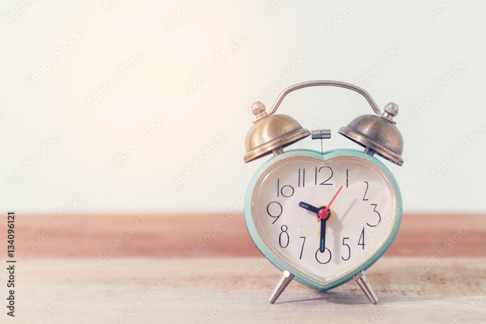 heart alarm clock on table, Valentine's Day background heart alarm clock on table, Valentine's Day background