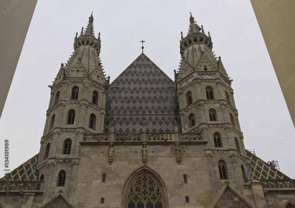 Fototapeta premium Architectural view of the main entrance of Stephansdom Cathedral in Vienna, Austria