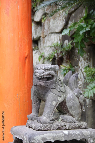 鵜戸神宮 稲荷神社 　阿像
