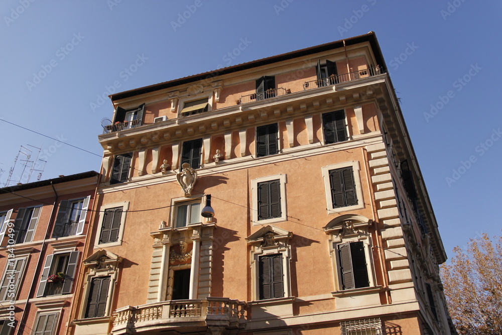 Immeuble ancien à Rome, Italie