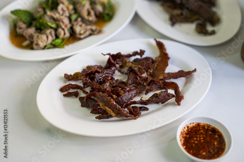 Thai Style Meat Jerky (nua dad deaw)