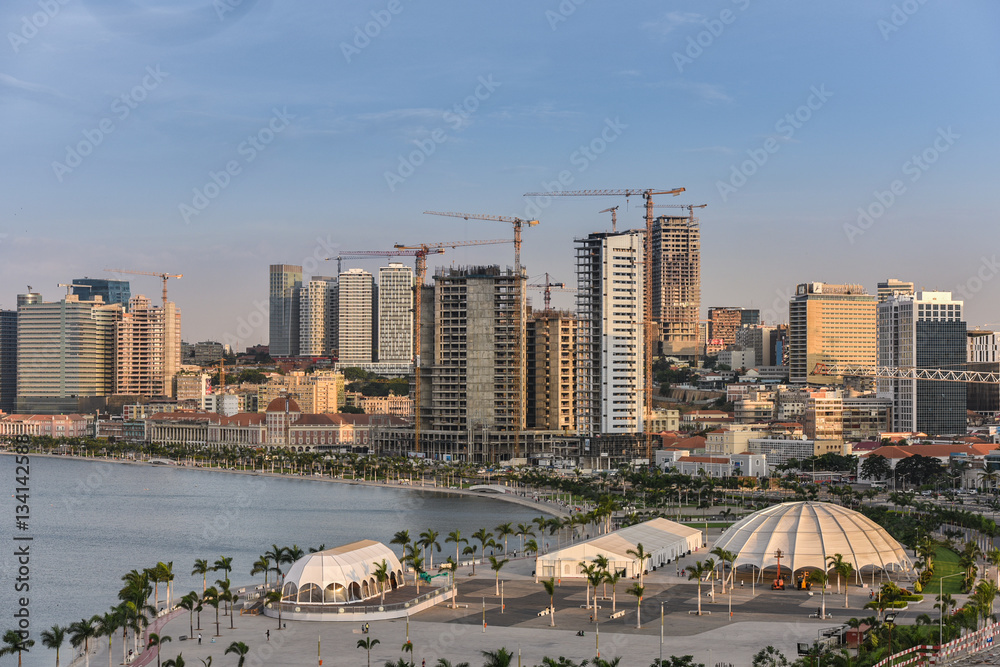 Fototapeta premium Luanda Bay