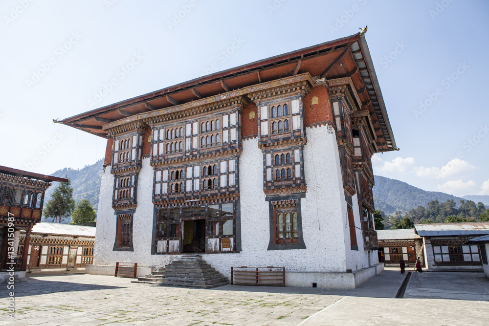 Naklejka premium Drametse Goemba monastery and monk school - East Bhutan - Asia