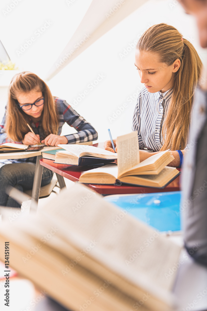 Concentrated girls learning with responsiveness Concentrated girls learning with responsiveness