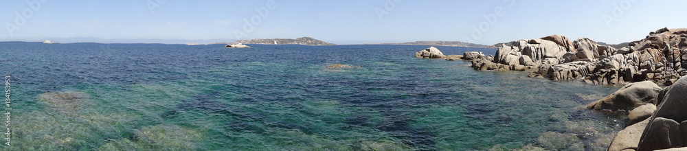 Panorama der Isola dei Gabbiani und Isola Cavalli auf Sardinien