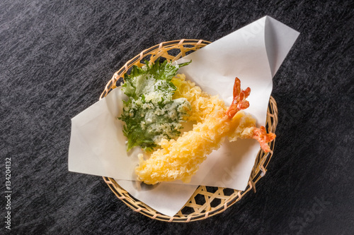 えびの天ぷらPrawns tempura (Japanese deep-fried food) photo