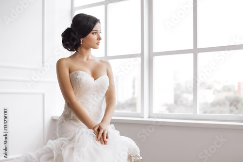 Obraz na plátně Beautiful bride