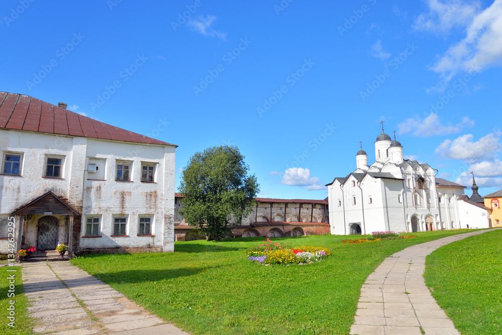 Kirillo-Belozersky monastery by day.