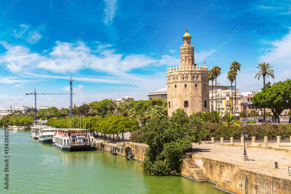 Golden tower in Sevilla