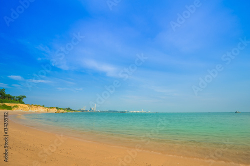 Fototapeta Naklejka Na Ścianę i Meble -  Sai Thong Beach, sea at Rayong, Thailand