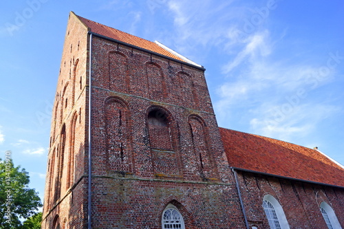 Schiefe Kirche/Turm von SUURHUSEN ( bei Emden ) photo