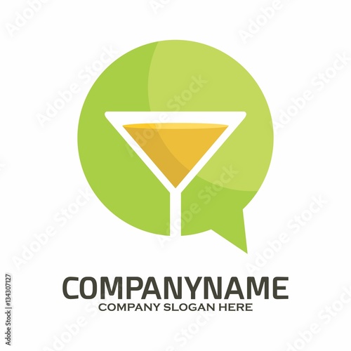 Cocktail logo vector icon Template