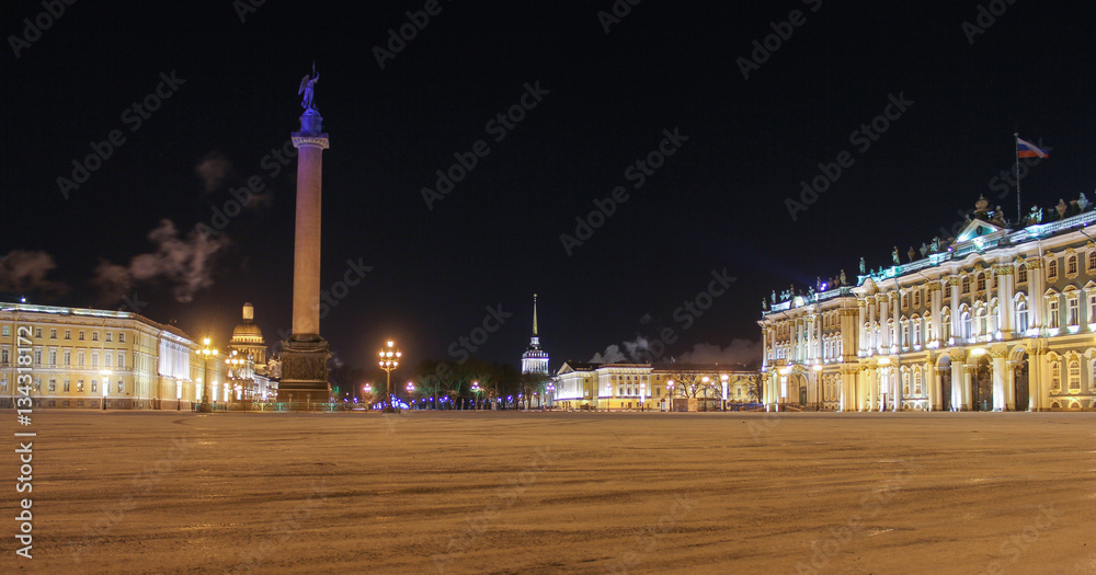 Night view of Palace Square.