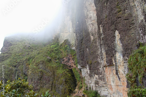 Mount Roraima - Venezuela © Adwo
