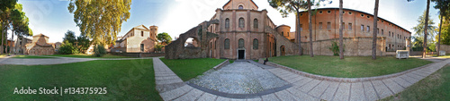 Ravenna, basilica San Vitale e mausoleo Gallia Placidia a 360° photo