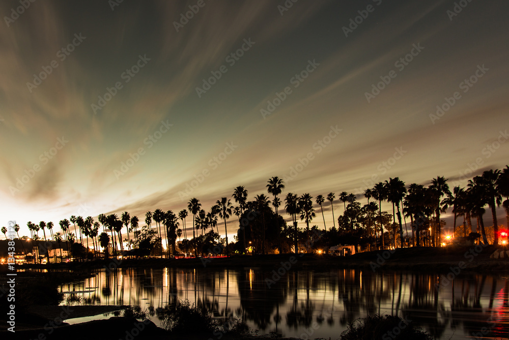 Naklejka premium Santa Barbara Sunset 