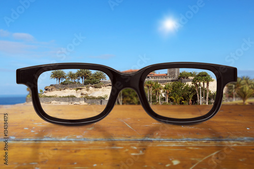 modische Brille mit scharfem Durchblick