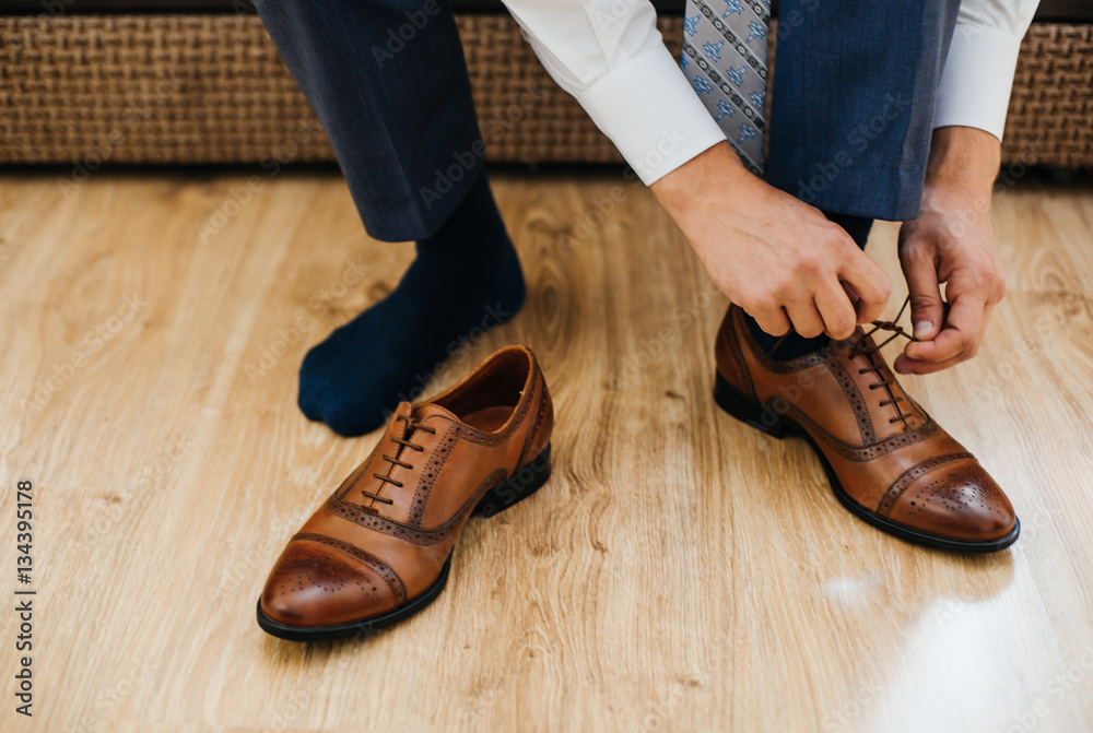 Business man dressing up with classic, elegant shoes. Business man dressing up with classic, elegant shoes.