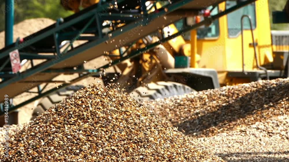 Plant for the separation of river gravel.