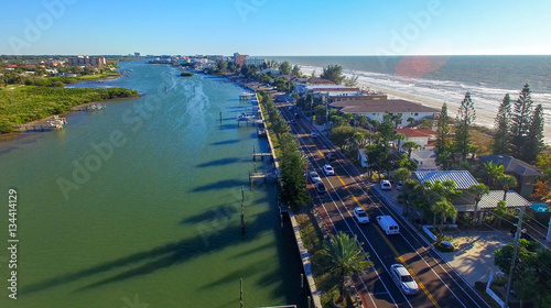 Fototapeta Naklejka Na Ścianę i Meble -  Florida coastline near St Petersburg