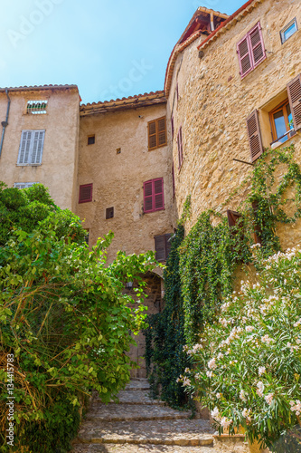 Fototapeta Naklejka Na Ścianę i Meble -  old buildings in Seillans, Hautes Provence, France