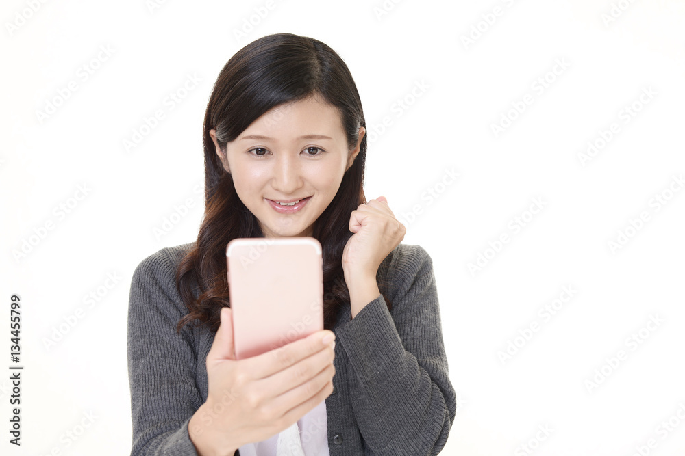 ガッツポーズの女性 ガッツポーズの女性