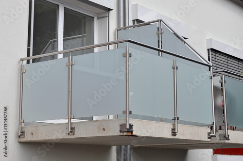 Balkon aus Glas