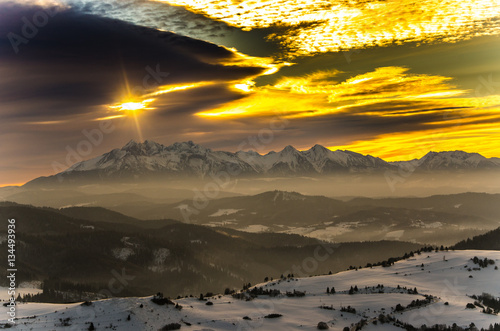   Zima,zachód słońca w Pieninach ,Wysoki Wierch. photo