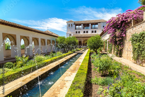 Fountain and gardens in Alhambra