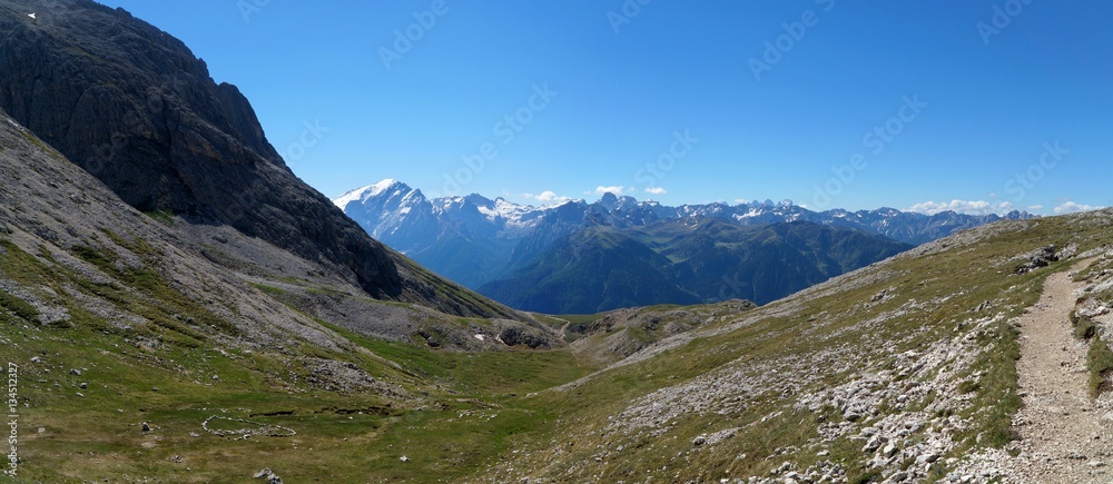 Aussicht auf Südtiroler Bergpanorama von Plattkofel 