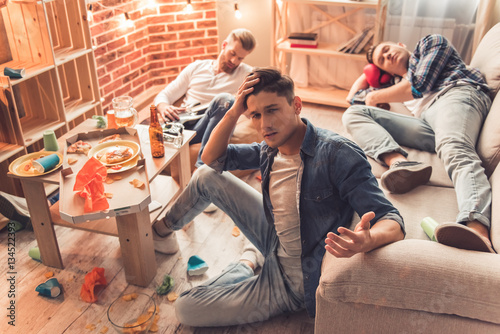 Canvas Print Guys after the party