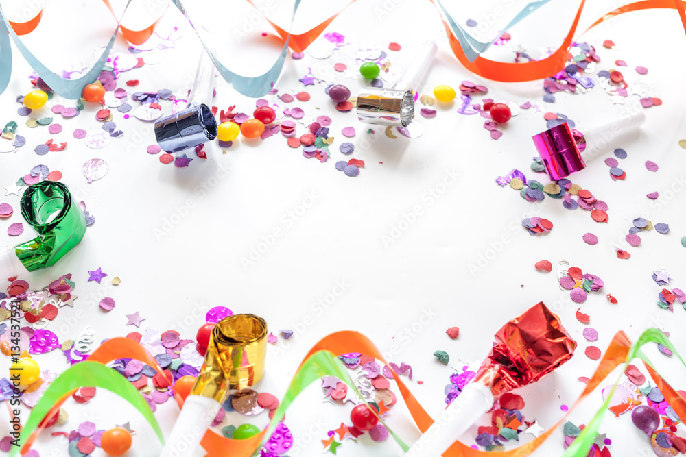 Obraz premium concept birthday party on white background top view pattern