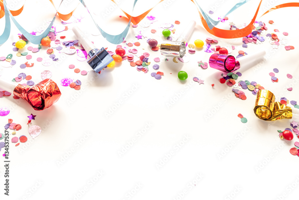 Fototapeta premium concept birthday party on white background top view pattern