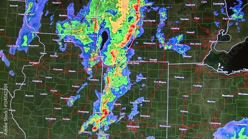 Thunderstorm Squall Line Animated on Radar