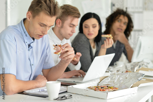 young people on break 