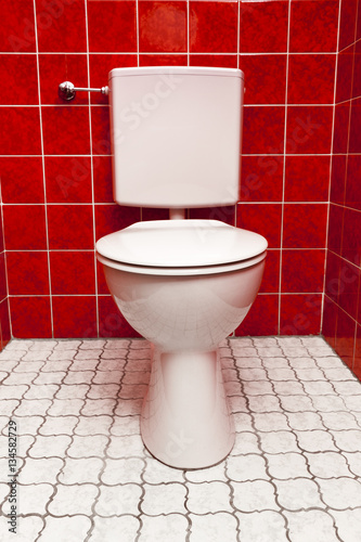 Rote Toilette