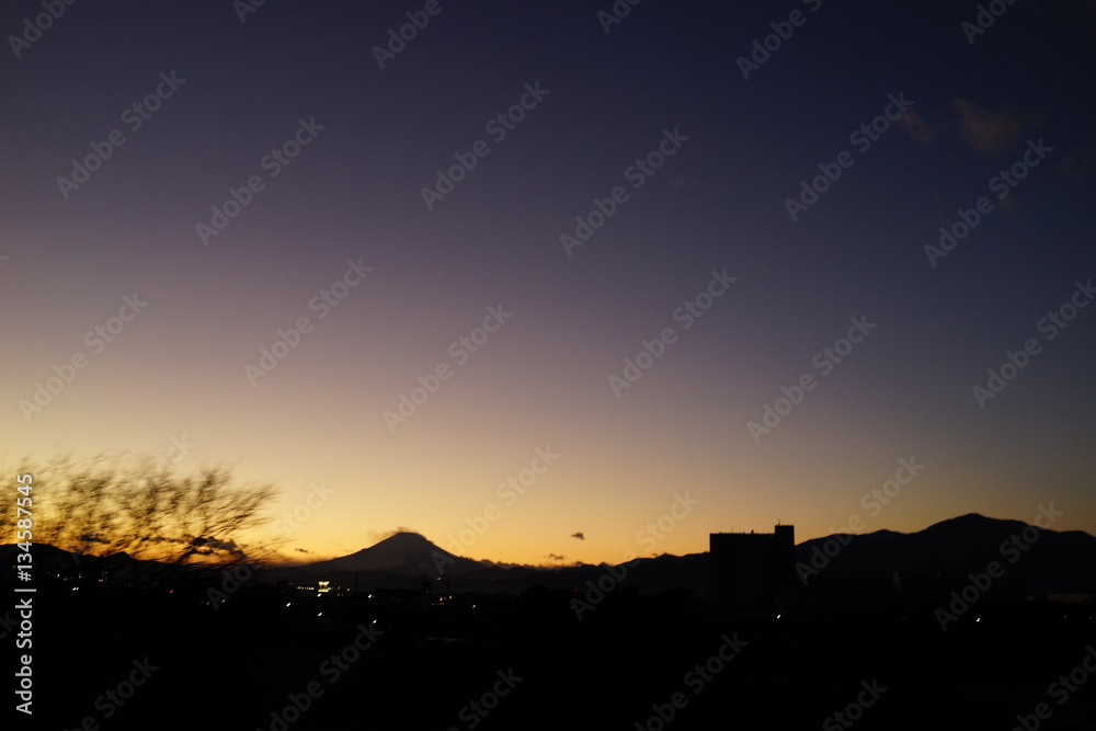 富士山 夜明け 空 日暮れ 夕焼け 夕方 日本 富士山 夜明け 空 日暮れ 夕焼け 夕方 日本