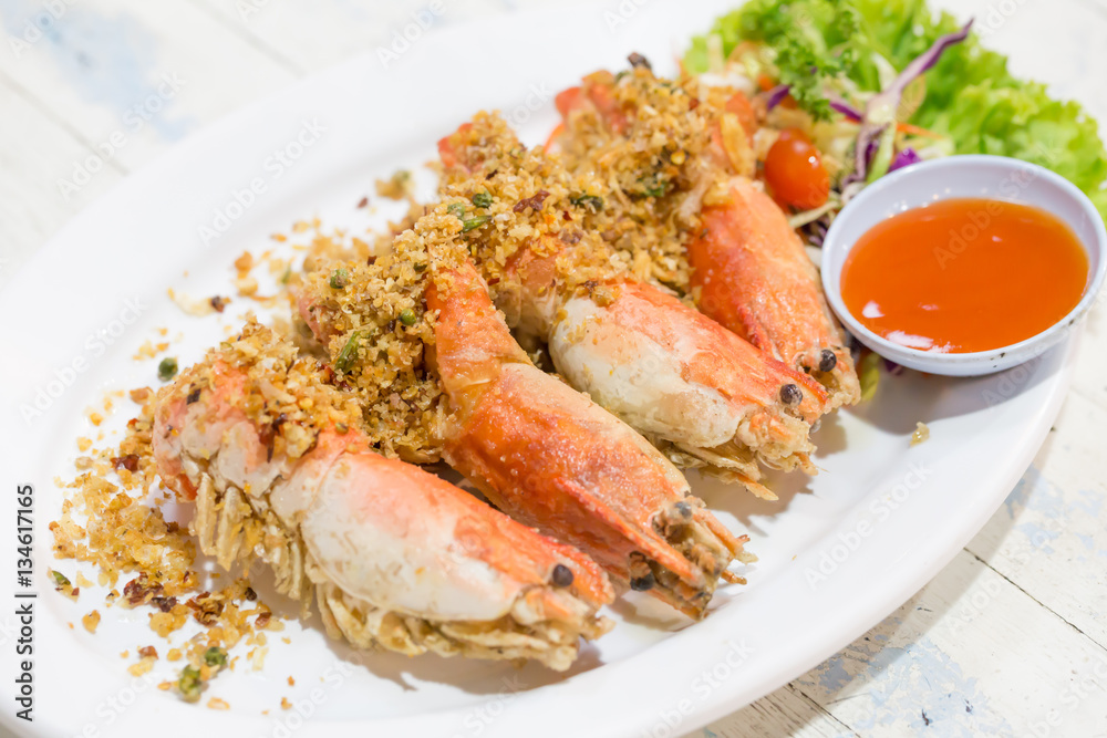 Shrimp fried salt, Seafood in Thailand