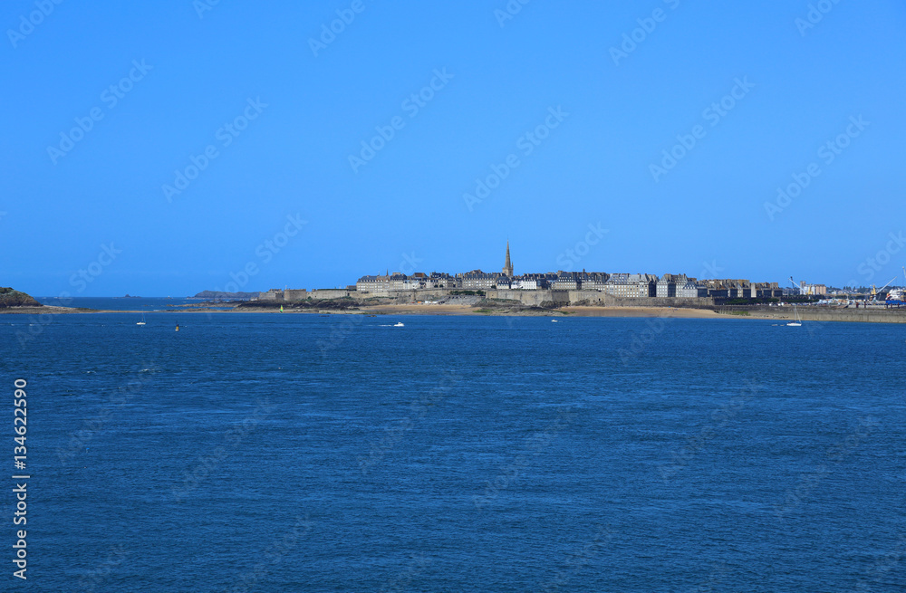  Saint Malo von Dinard aus gesehen, Frankreich