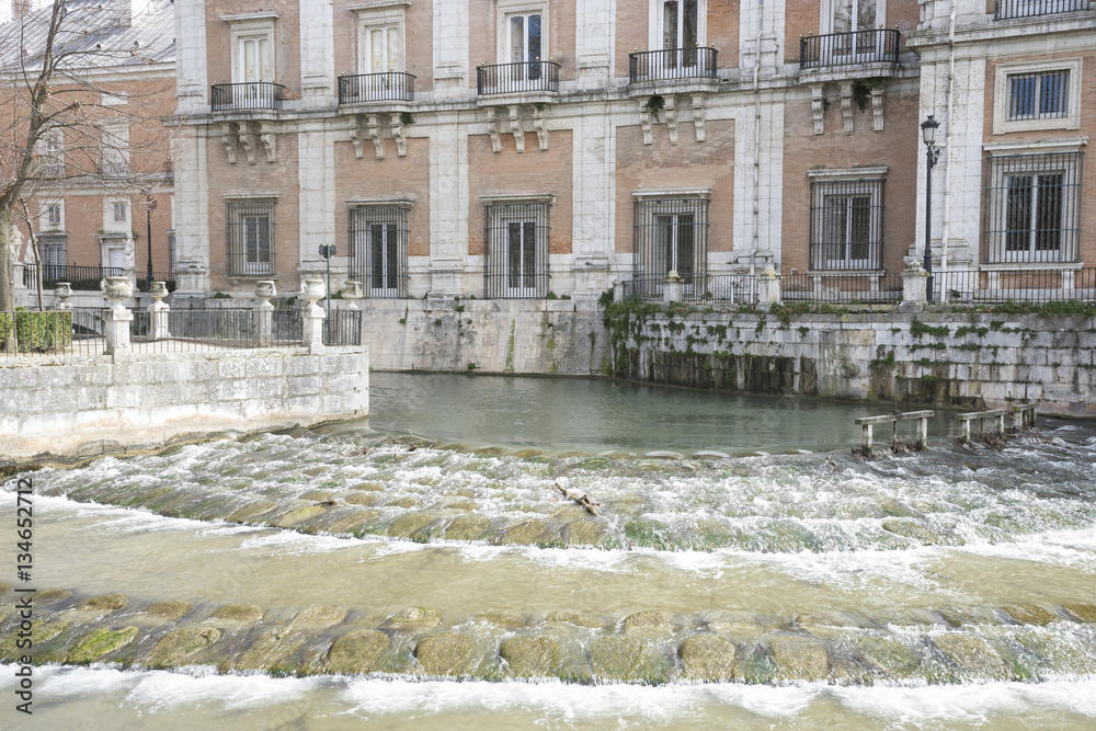 Naklejka premium Royal gardens of the palace of aranjuez in madrid, spain