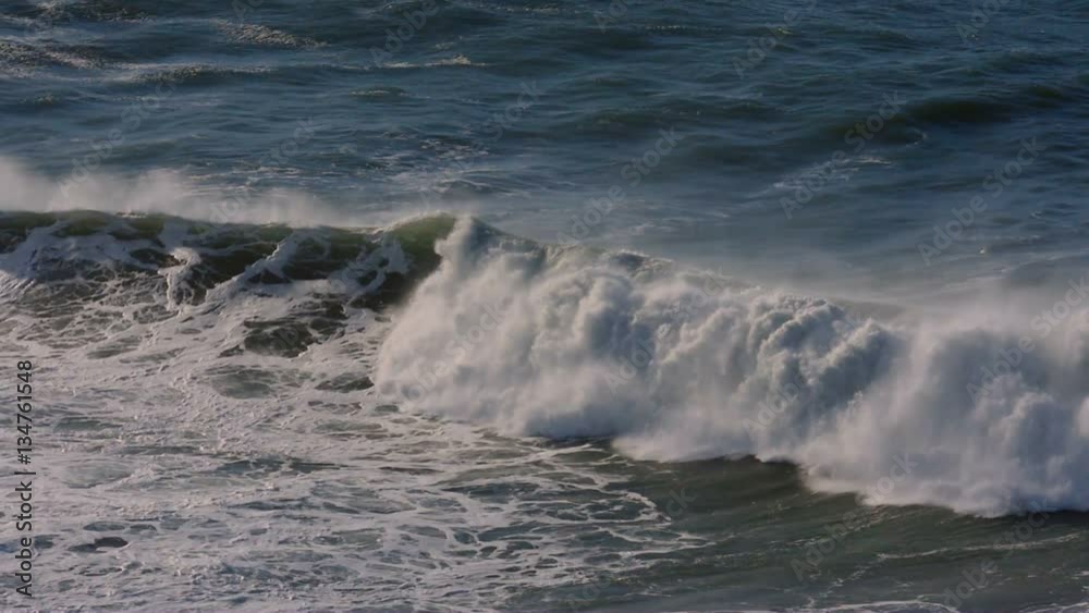 4x Real Slow Motion - Huge Waves At Portuguese Coasts - 100fps - Graded and stabilized version. Watch also for the native material, straight out of the camera. 4x Real Slow Motion - Huge Waves At Portuguese Coasts - 100fps - Graded and stabilized version. Watch also for the native material, straight out of the camera.