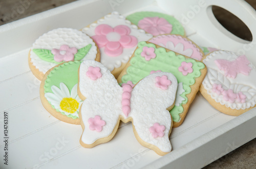 Freshly Baked Spring Flower  Cookies © acongar