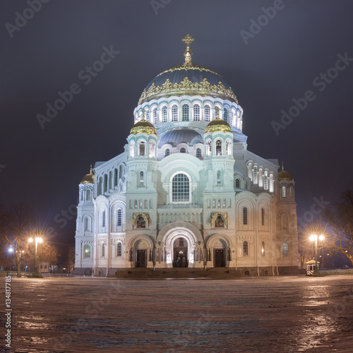 Naval Cathedral of Saint Nicholas in Kronstadt © a_andreev