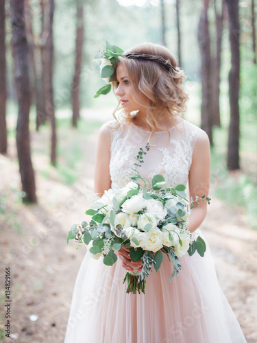 bride with a wonderful brides bouquet