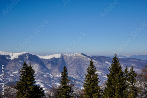 Mountain in winter © Stuhlmuller Monica