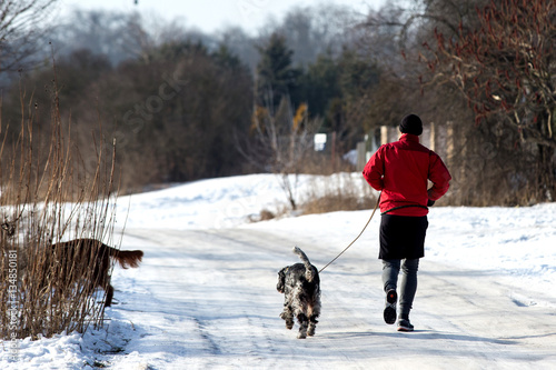 running in snow 