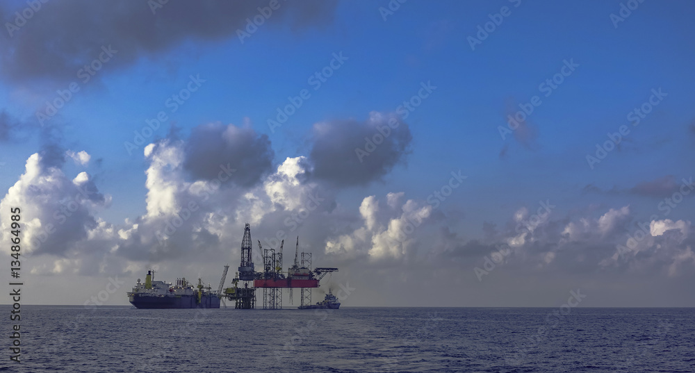 Drilling Offshore