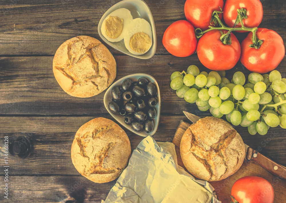 Healthy breakfast ingredients of vegetarian food, fruits and vegetables Healthy breakfast ingredients of vegetarian food, fruits and vegetables