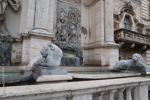 Fontaine de lions