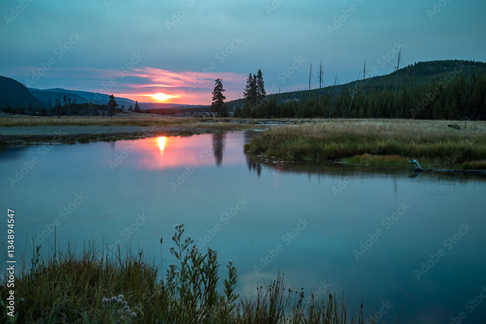 Fototapeta premium yellowstone; US; Untied States; National Park, centennial; landscape; nature